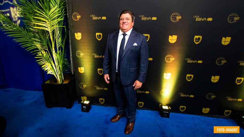 Miguel Herrera busca récord con América