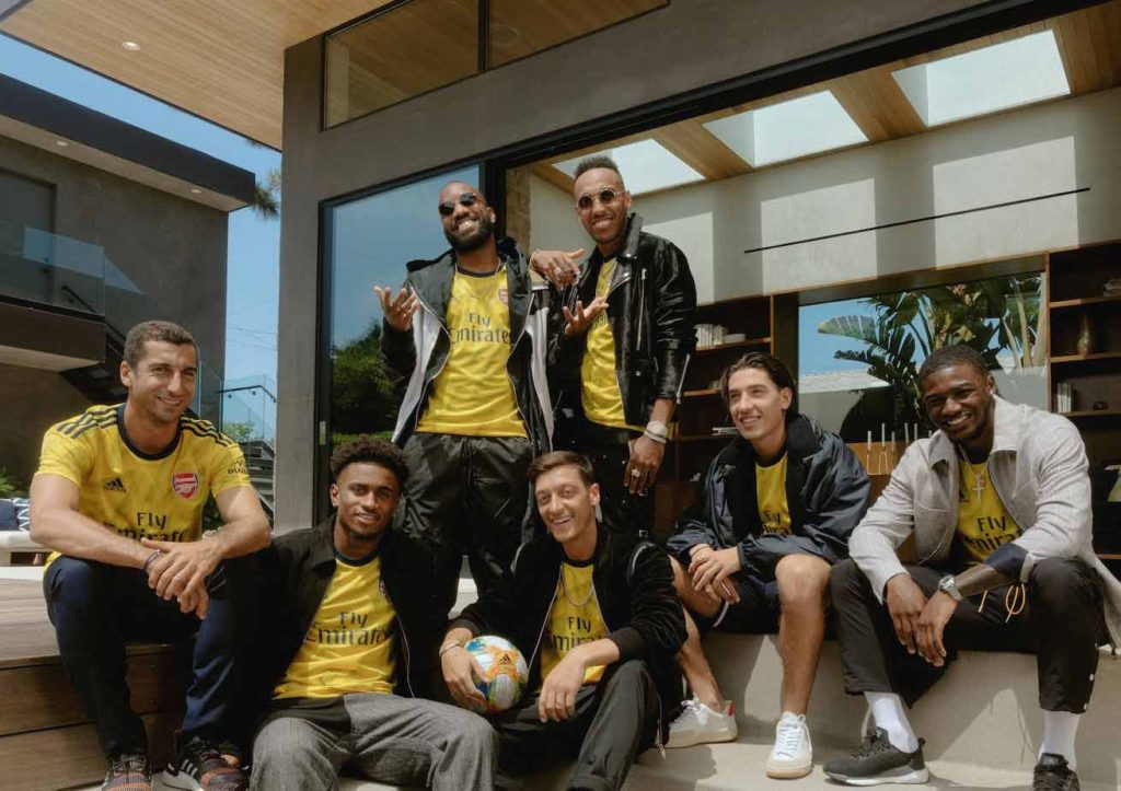 adidas revive el clásico uniforme"bruised banana" del Arsenal