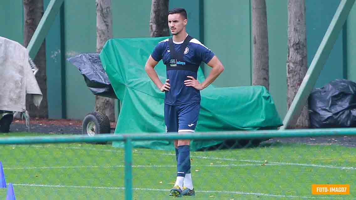 cuando-volvera-a-jugar-stephen-eustaquio-con-cruz-azul