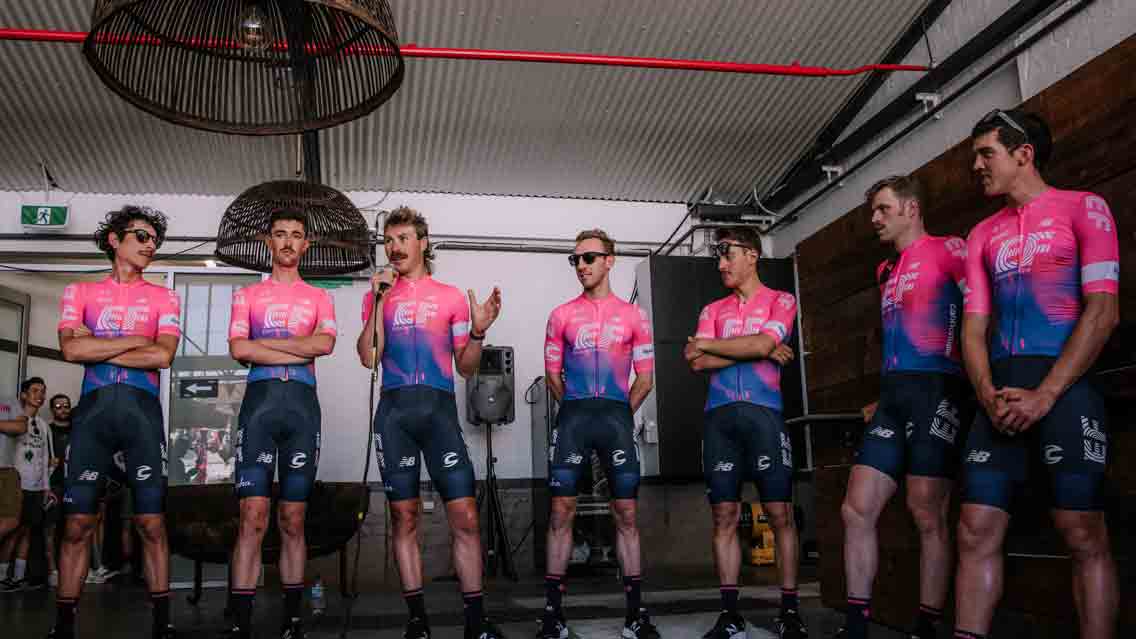 education-first-presenta-en-mexico-equipo-de-ciclismo-profesional-3