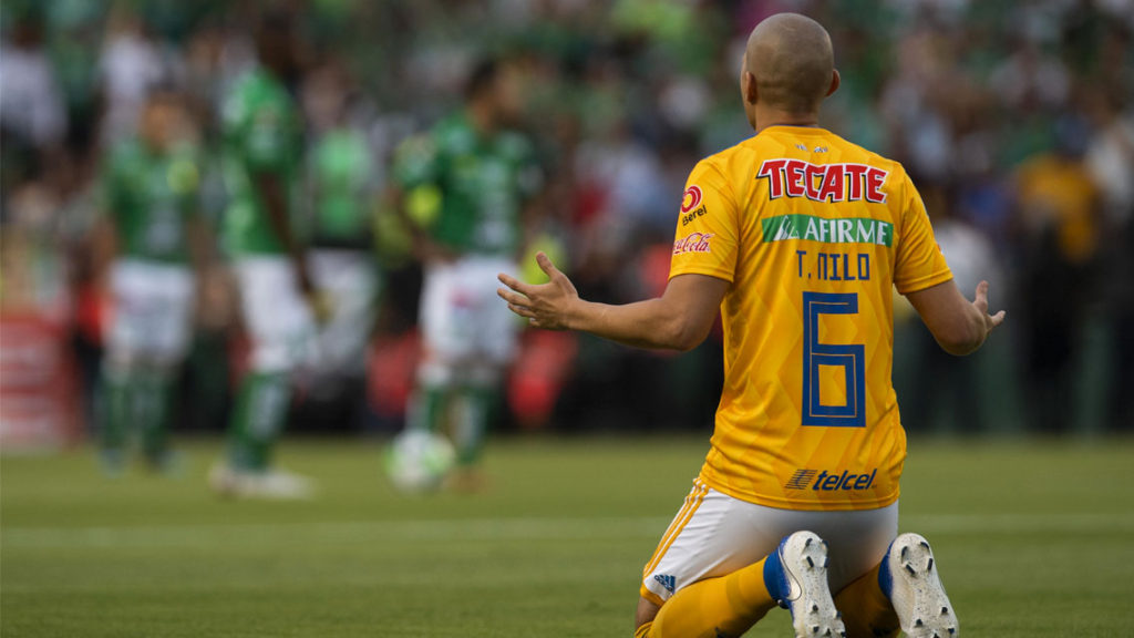 Chivas debe poner 5 millones por Jorge Torres Nilo