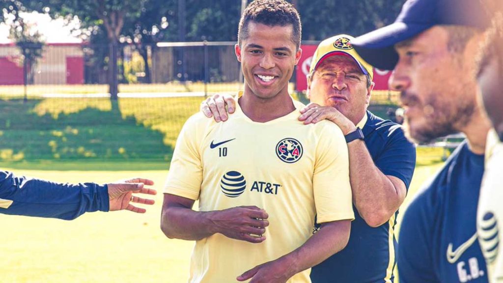 Miguel Herrera revela si Giovani jugará contra Pumas