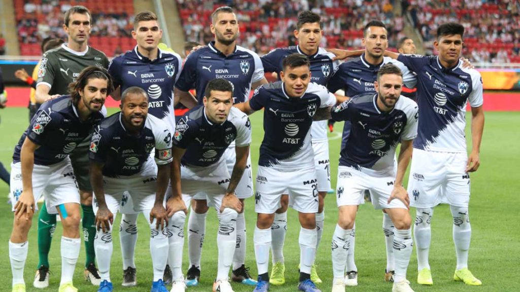 Rayados se harta de buscar bombazo mediático