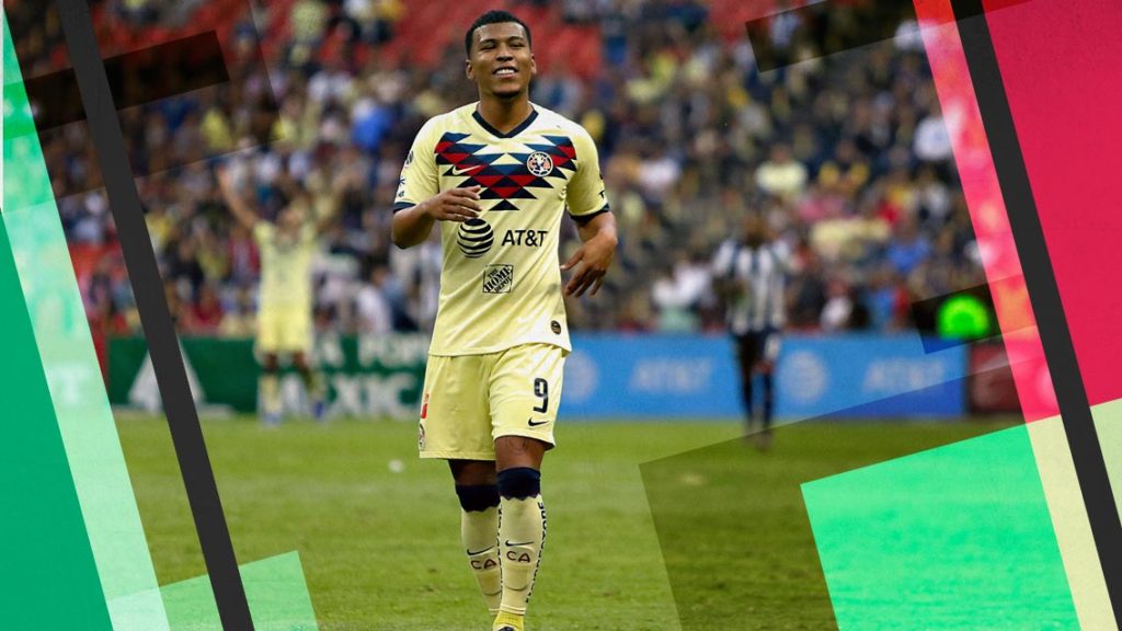 América se enoja con Roger Martínez