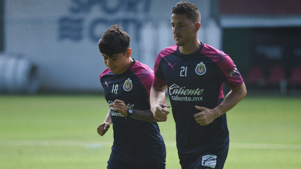 Los jugadores que volverán a ser titulares en Chivas 0