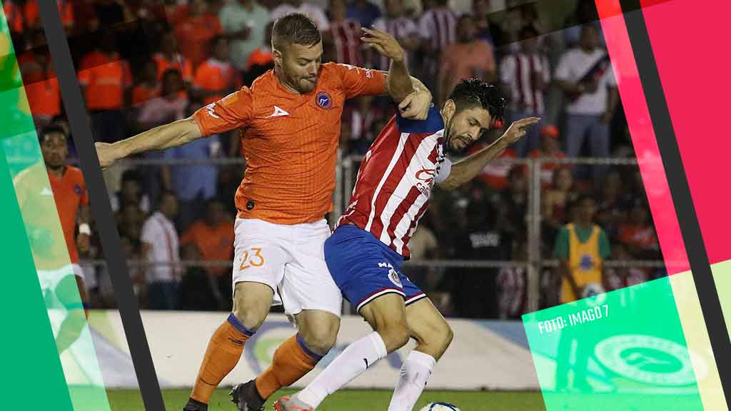 Oribe Peralta rompe racha de un año sin gol
