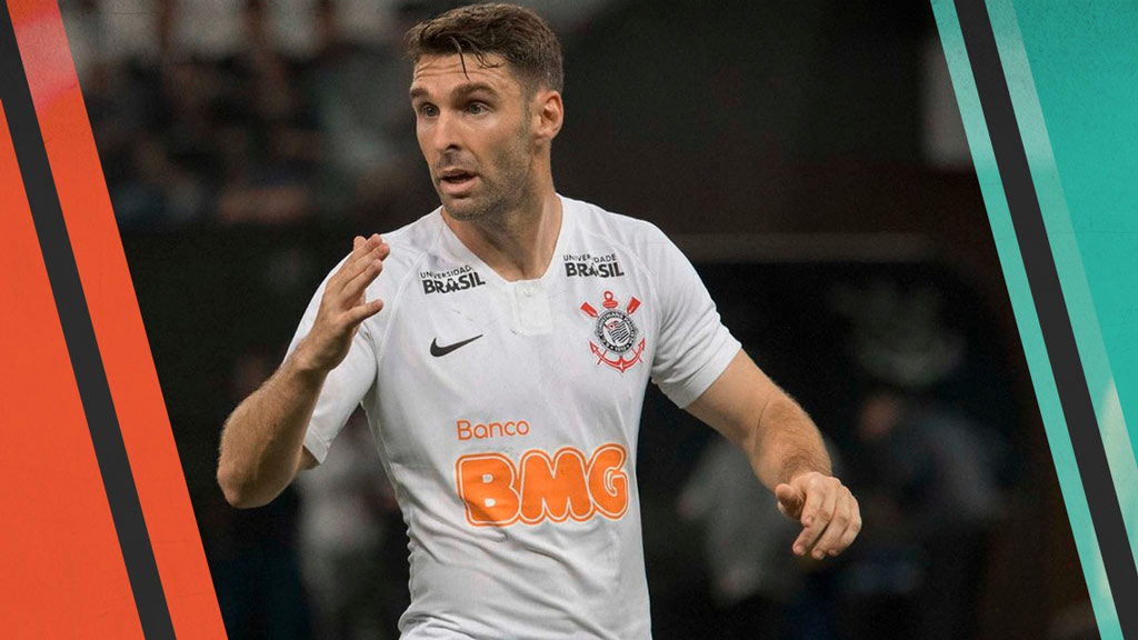 Mauro Boselli vive pesadilla y quiere salir de Corinthians