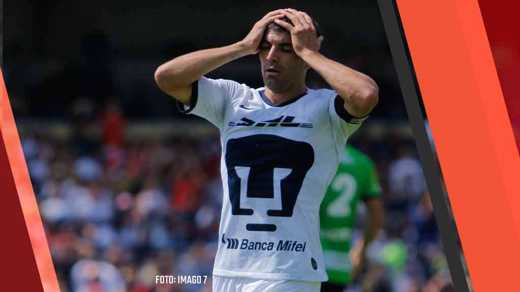 Afición de Pumas esperó a Malcorra para insultarlo