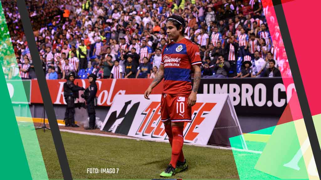 Chofis quiere convencer a Guzmán de que llegue a Chivas