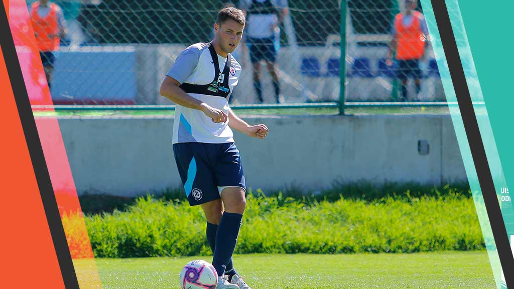 ¿Por qué no juega Santiago Giménez con Cruz Azul?