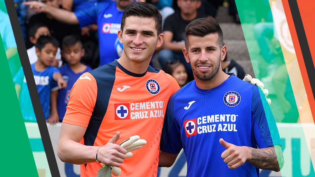 Pablo Ceppelini se estrena con Cruz Azul en amistoso