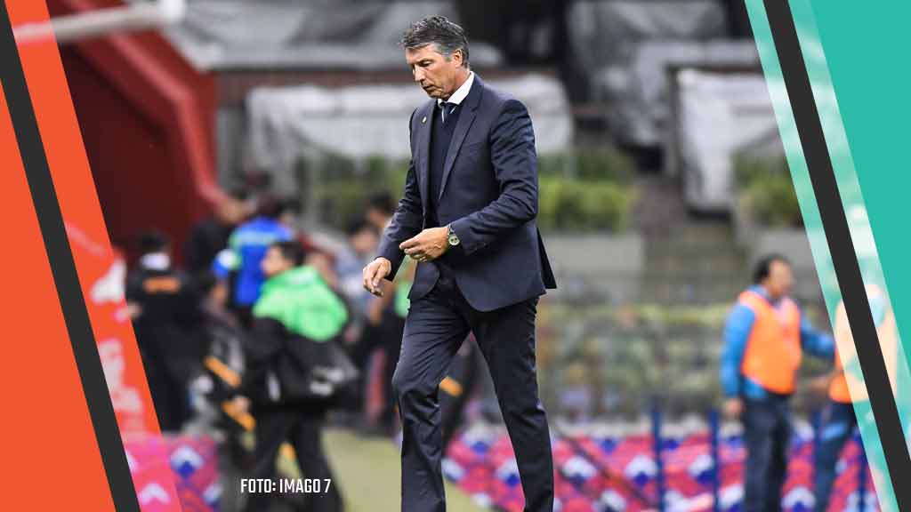 Los técnicos no duran en Cruz Azul