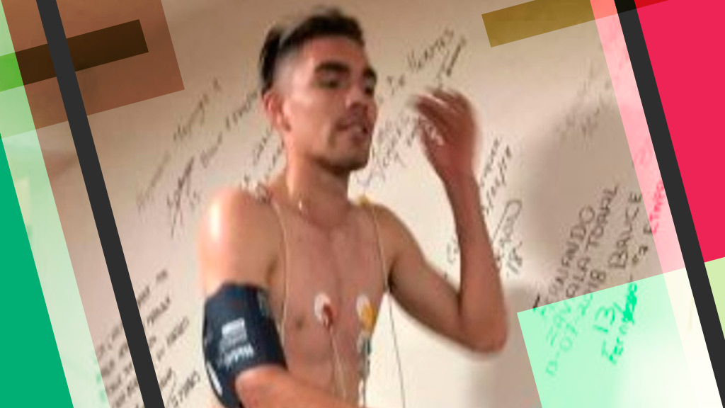 Johan Vásquez presentó exámenes médicos con Pumas