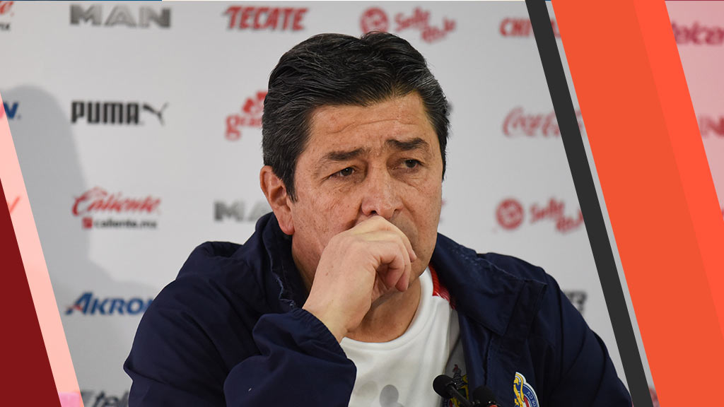 Tena descarta refuerzos ante la salida de Víctor Guzmán