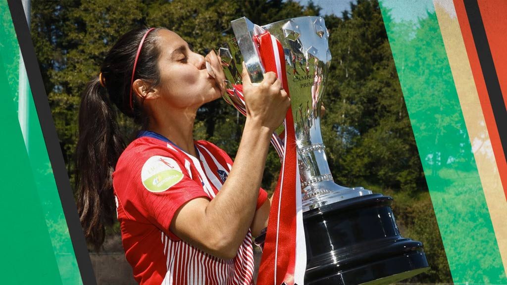 Kenti Robles, elegida mejor Jugadora Latinoamericana