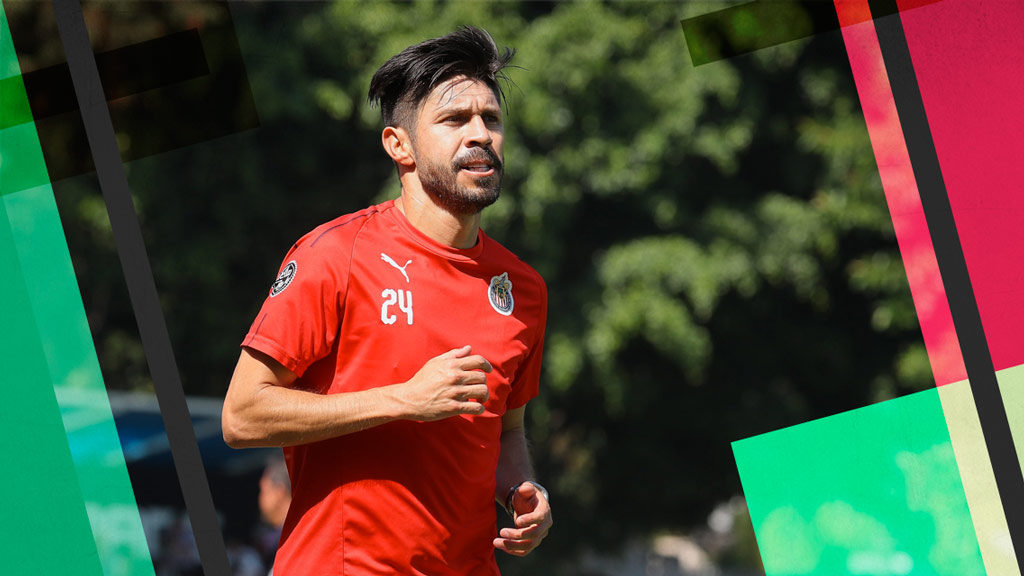 Luis Fernando Tena ya borró a Oribe Peralta de Chivas