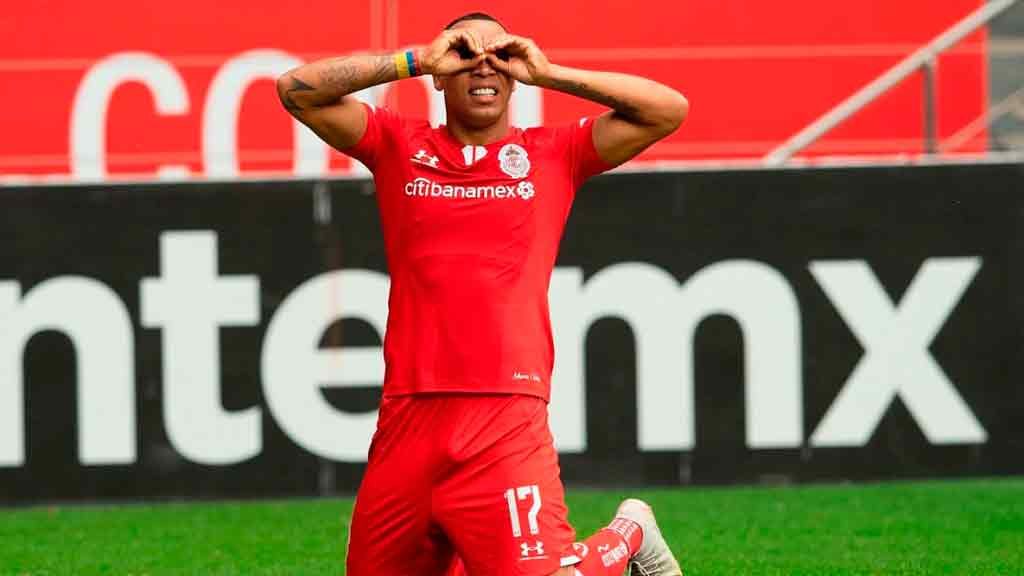 Afición prefiere al Toluca de Pardo que al del ‘Chepo’