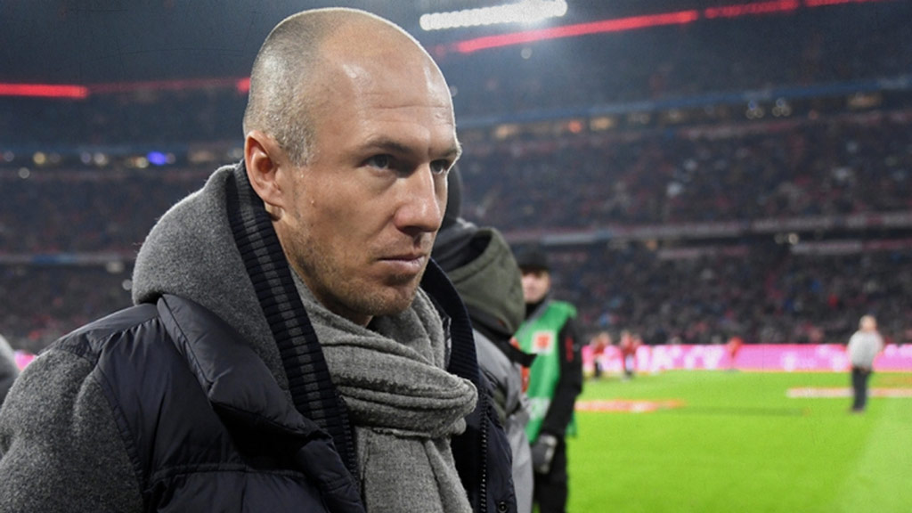 Arjen Robben se plantea salir del retiro