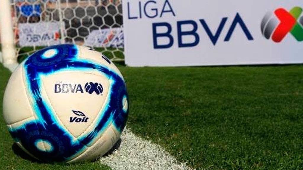 Celaya levanta la mano para llegar a Primera Division