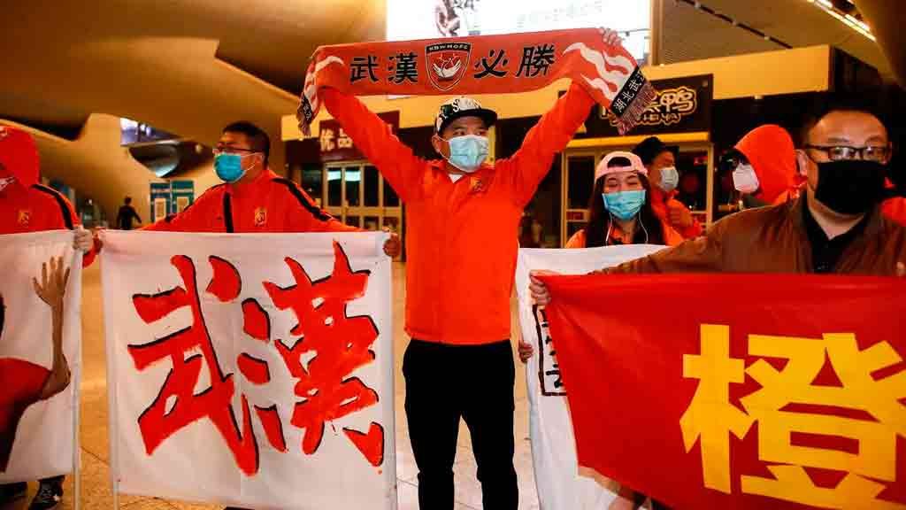 El futbol regresa a Wuhan, ciudad donde surgió el coronavirus