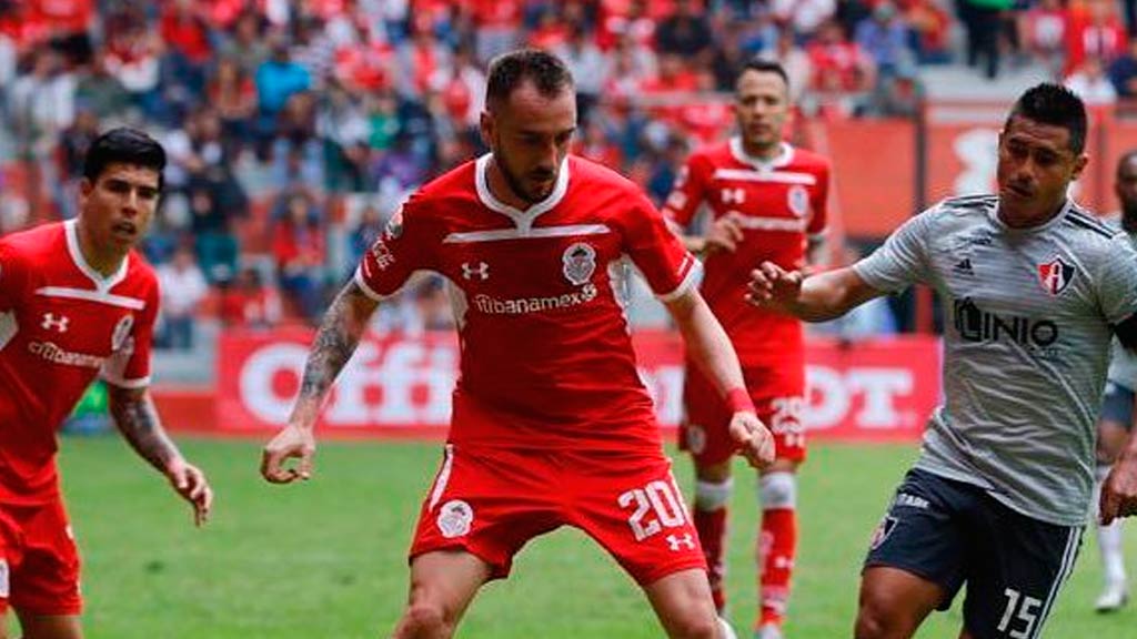 Federico Mancuello buscó salir de Toluca