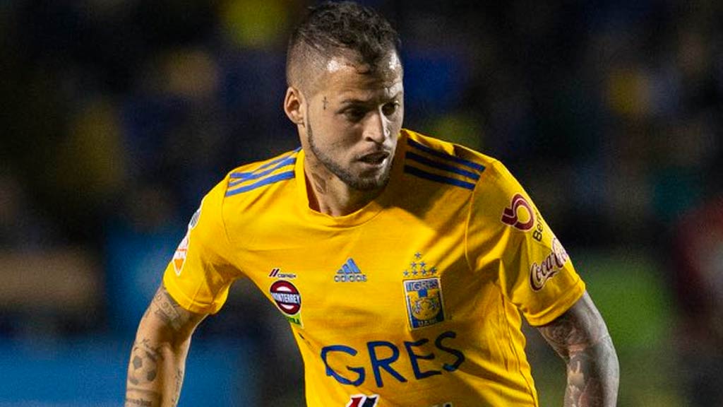 Tigres buscaría vender al ‘Diente’ López