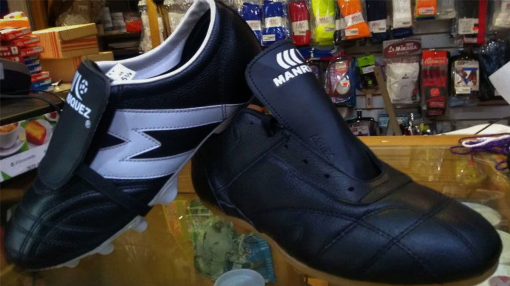 Zapatos Manr quez desaparecer an por quiebra Futbol Total
