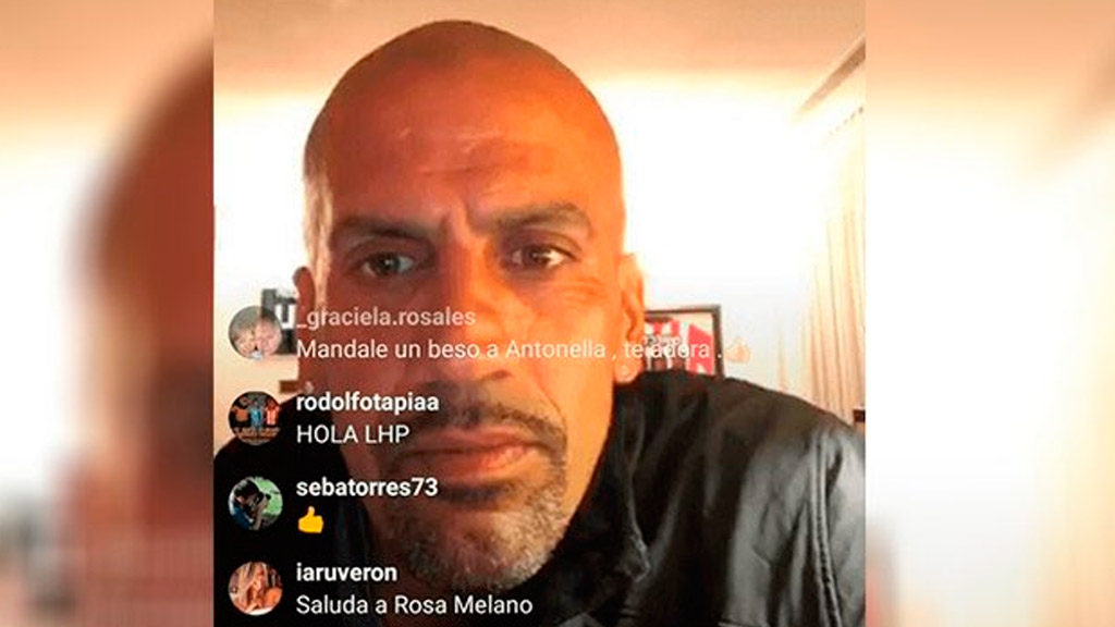 Brujita Verón es albureado en transmisión en vivo