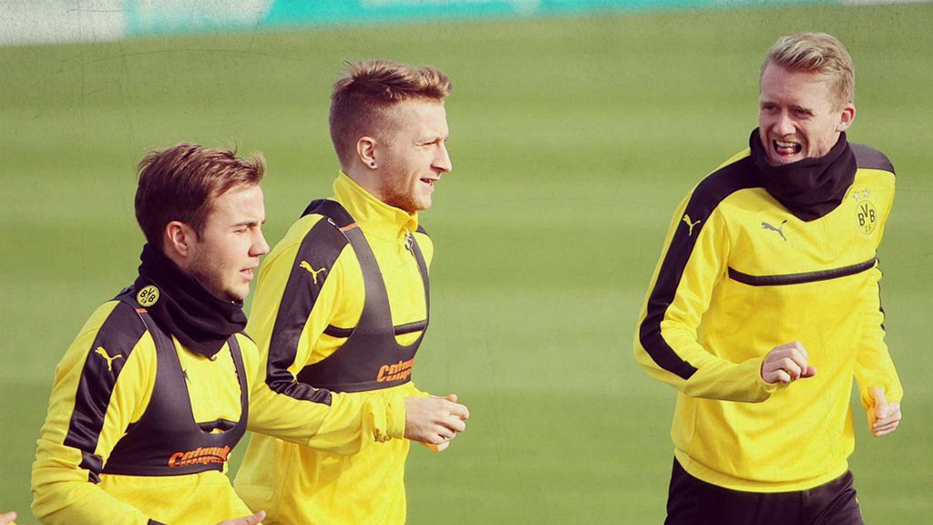 Borussia Dortmund pone sus jugadores en el mercado