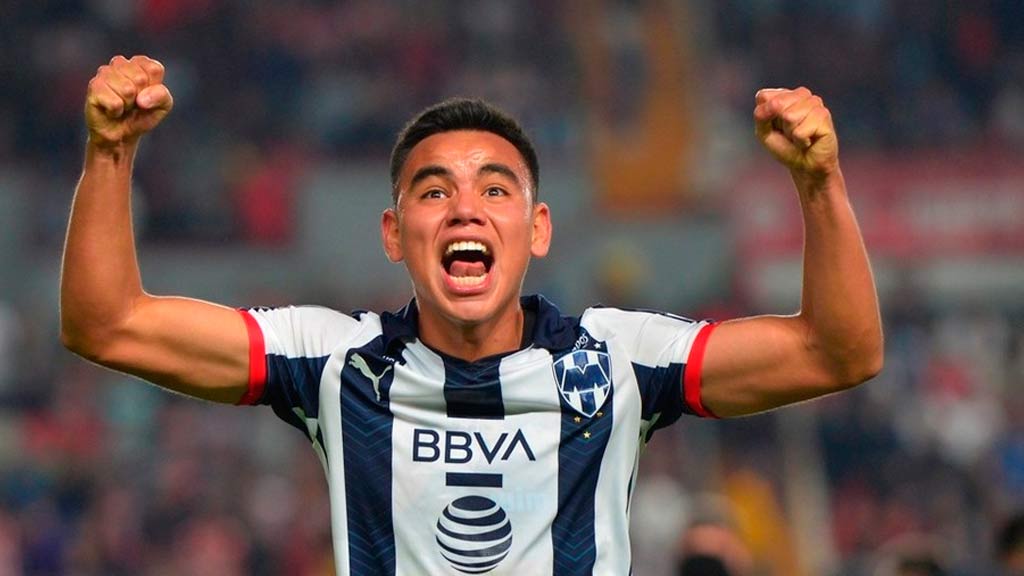 Chivas prepara trueque con Rayados por Carlos Rodríguez