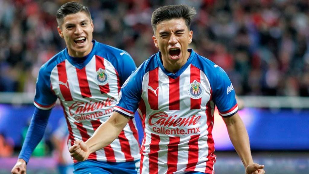 Chivas se llevó el Clásico Nacional en la eLiga MX