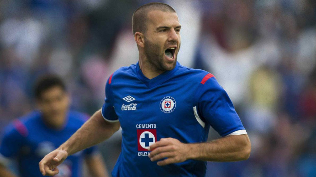 Tito Villa revela que Cruz Azul lo corrió