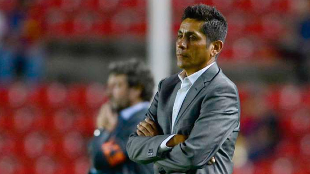 Jorge Campos desea dirigir a Pumas