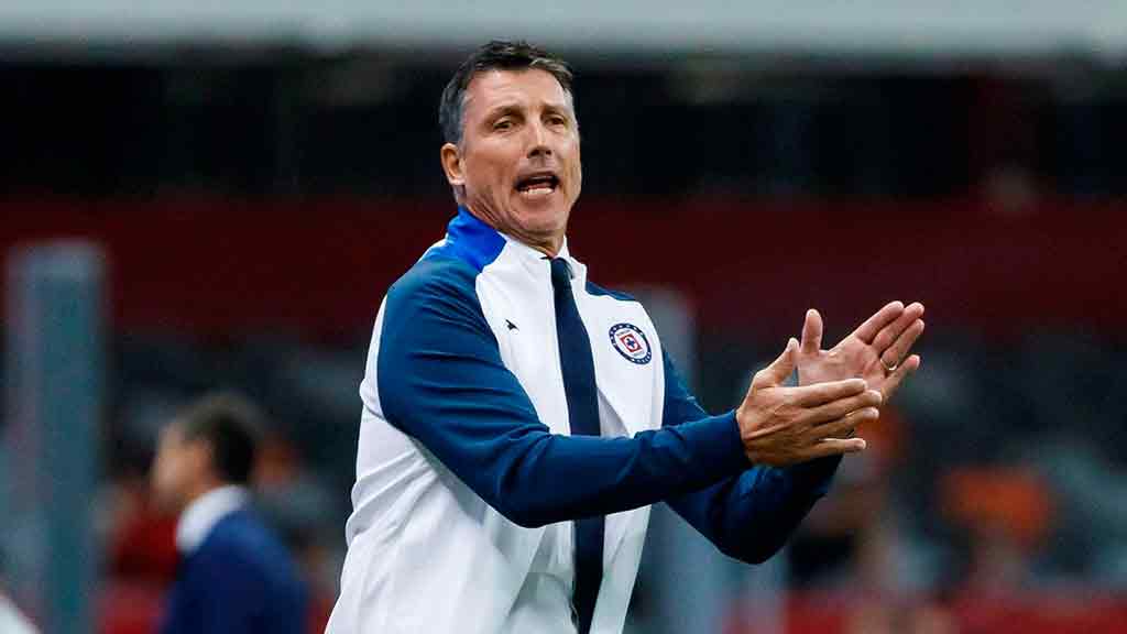 Renovación de Siboldi con Cruz Azul quedará esta semana