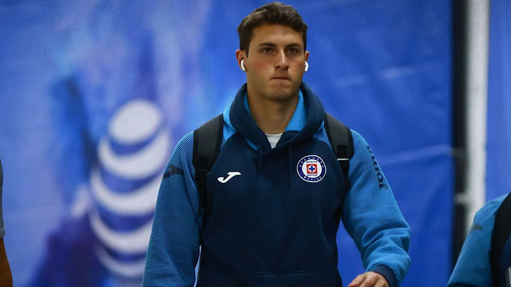 Santiago Giménez no está intransferible