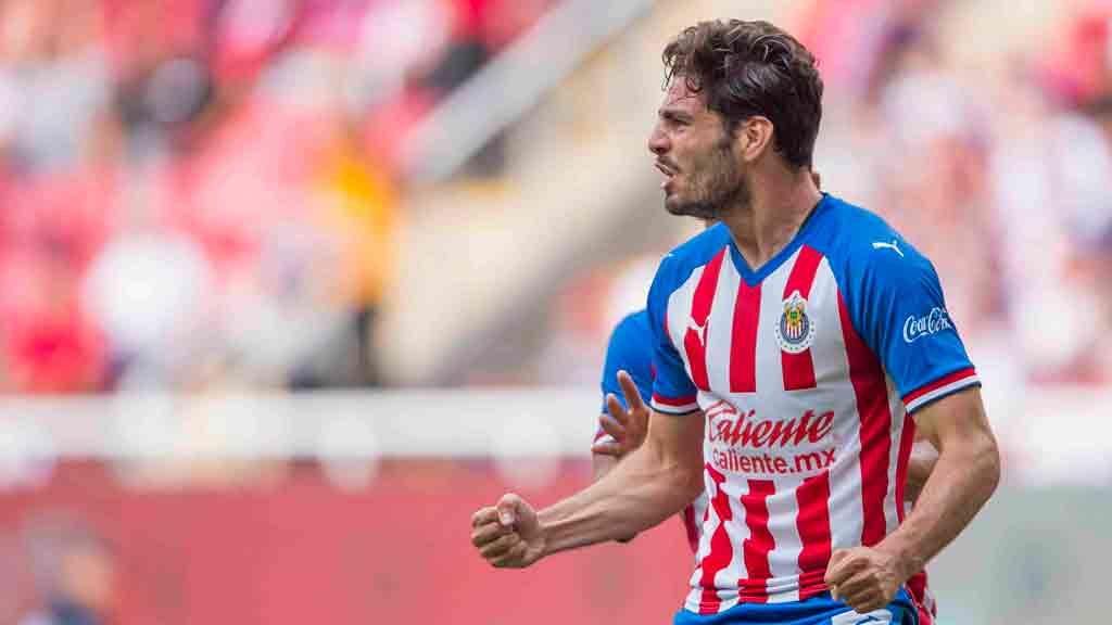 Chivas ofrece al 'Pollo' Briseño al Necaxa para saldar deuda