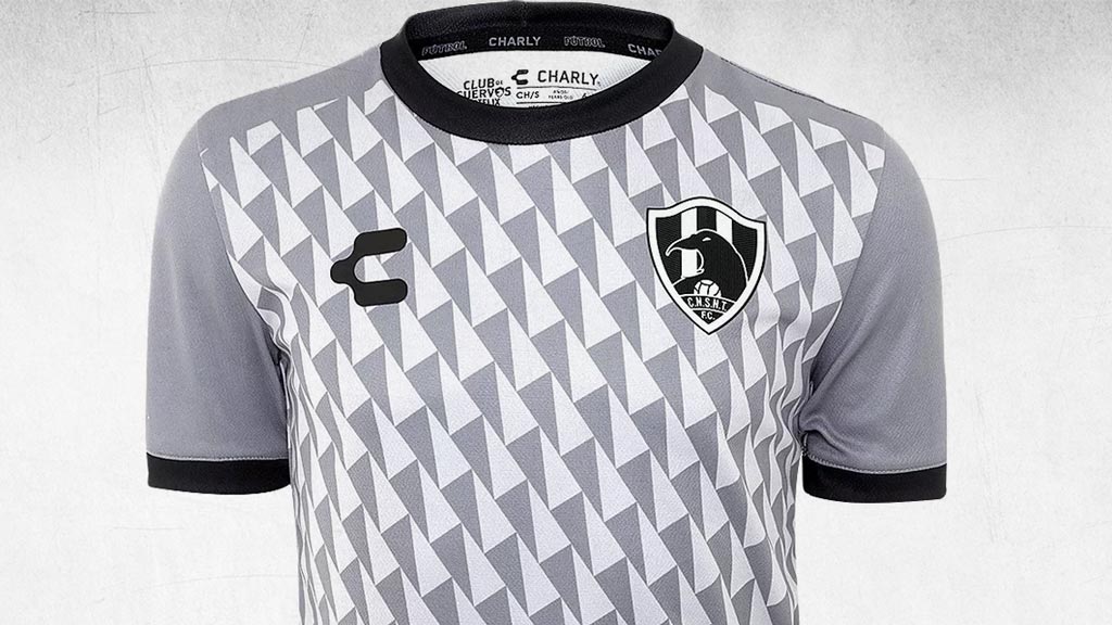 El jersey de Club de Cuervos