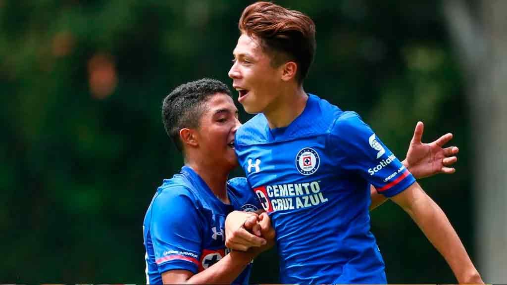 Comparan a canterano de Cruz Azul con 'Niño' Torres