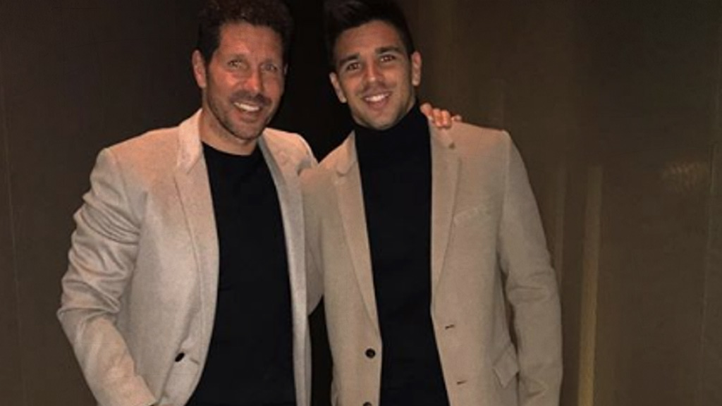 Diego Simeone junto a Giovanni Simeone, actual jugador de la Fiorentina