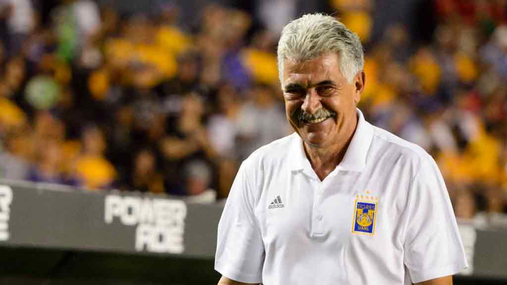 Ferretti podría renovar por dos años con Tigres