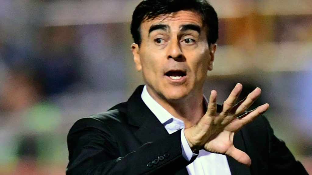 Gustavo Quinteros deja de ser director técnico de Xolos