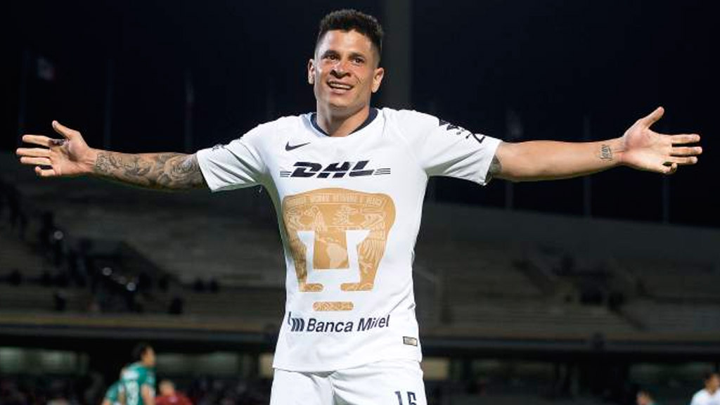 Juan Manuel Iturbe se mantendría en Pachuca seis meses más