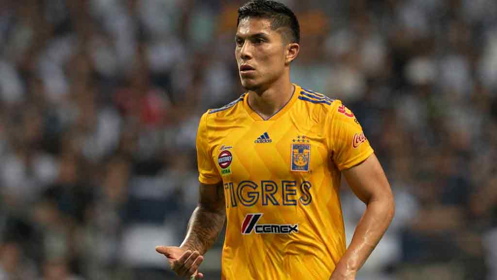 Salcedo no es opción para Chivas y Briseño se quedaría