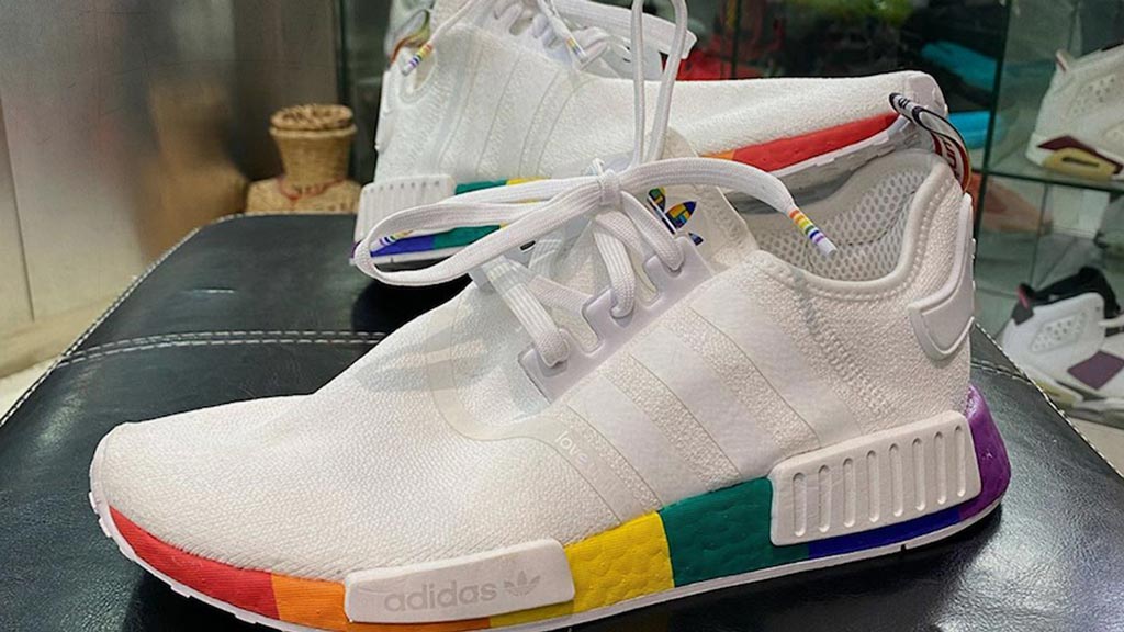 7 Sneakers LGBT que debes comprarte