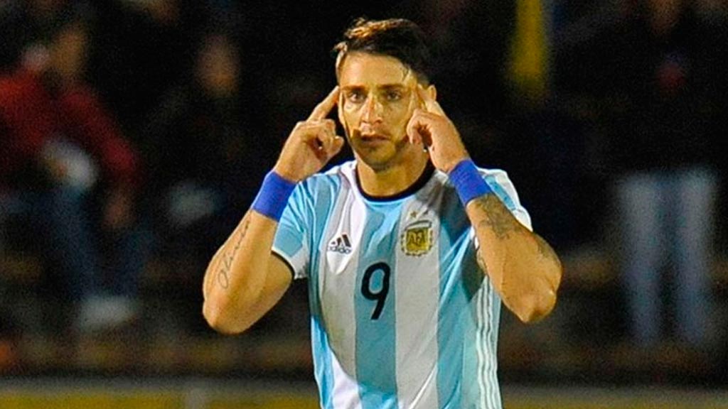 Atlas buscó al delantero argentino, Fernando Zampedri