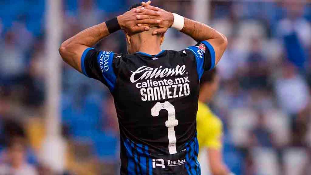 Camilo Sanvezzo no regresa Gallos Blancos de Querétaro