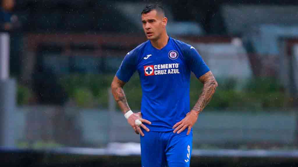 Caraglio podría salir de Cruz Azul y volver a Rosario Central