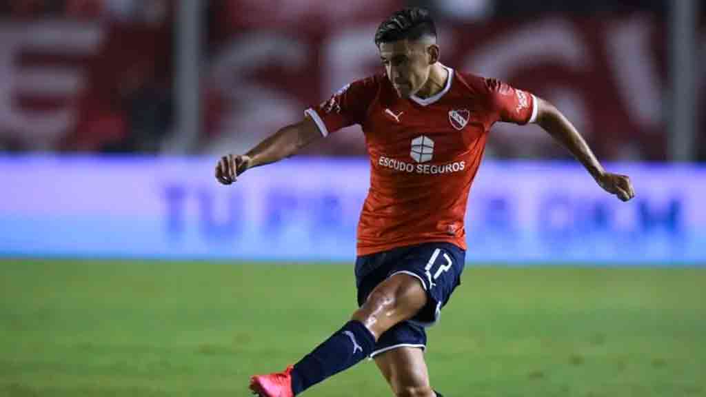 Independiente ofrecerá jugadores a América para saldar deuda