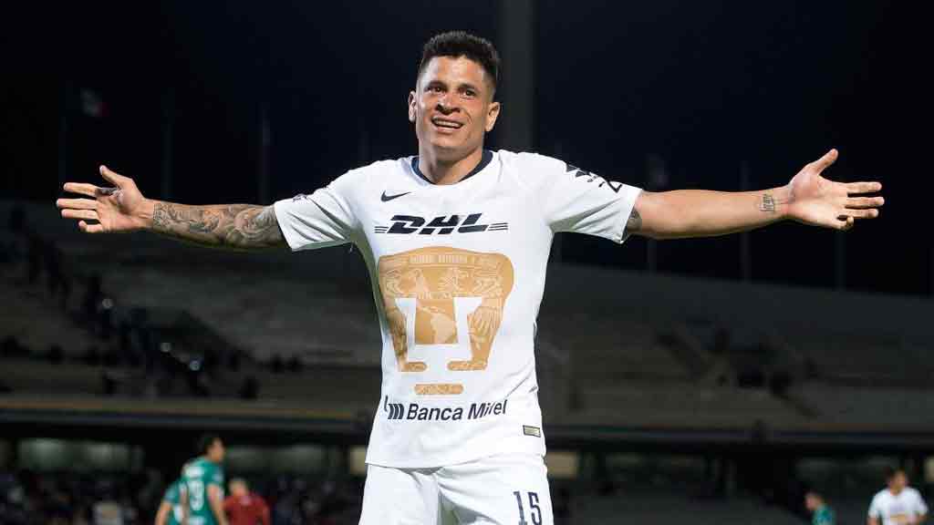 Iturbe no entra en planes de Pumas, lo buscan en Italia