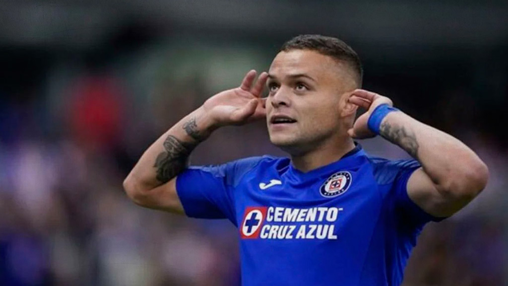 Jonathan Rodríguez iría a Cagliari o PSV por 17 millones